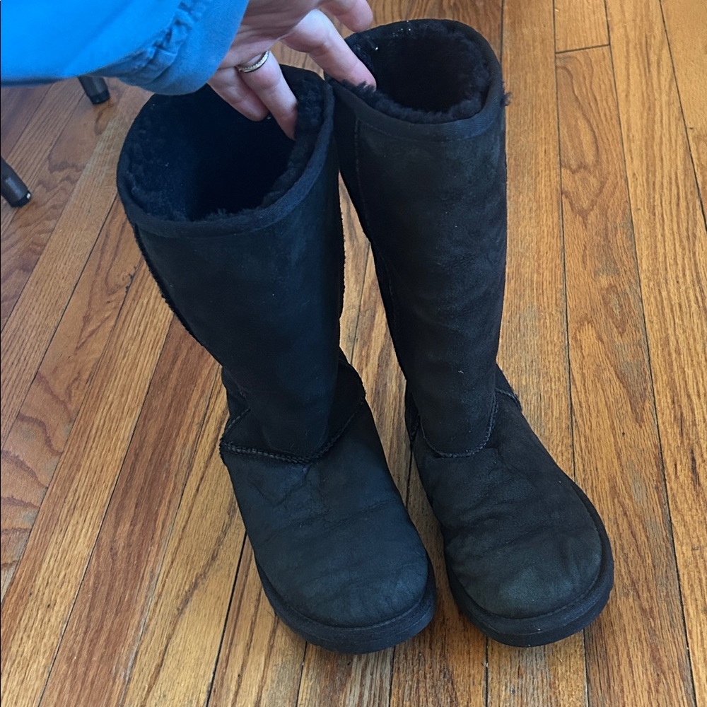 UGG Classic Black Tall Boots W5